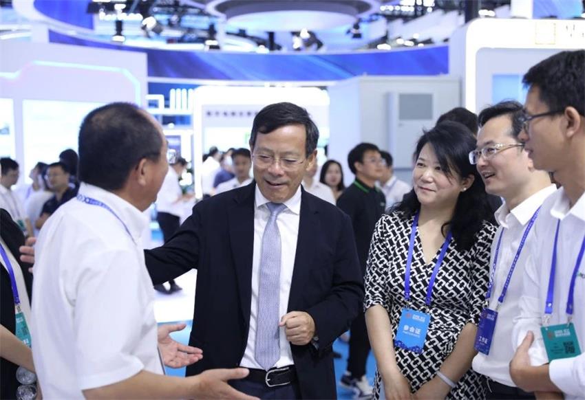 古瑞瓦特工商業(yè)光儲充一體化解決方案